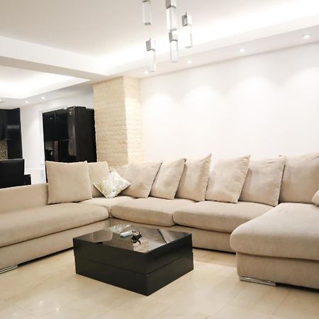 Central Apartament Bulevardul Decebal Bukarest Kültér fotó